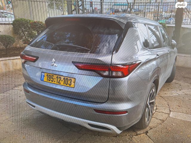 מיצובישי אאוטלנדר