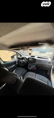 שברולט טראוורס