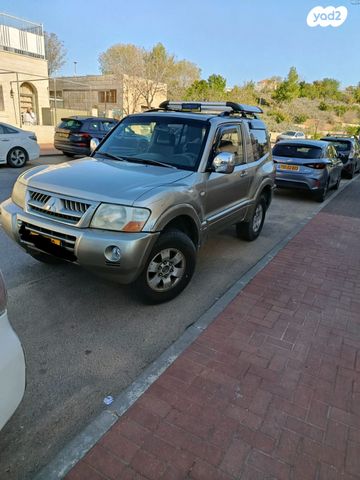 מיצובישי פג'רו