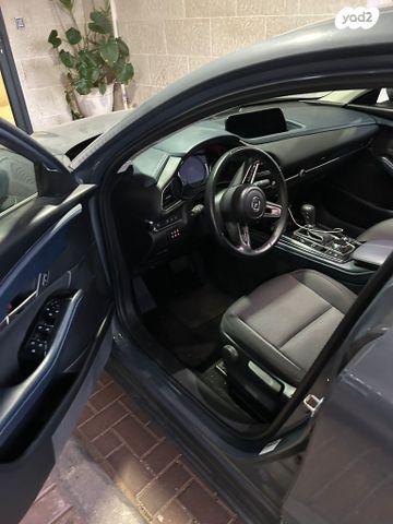 מאזדה CX-30
