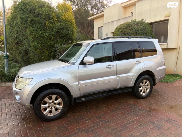 מודעת רכב מיצובישי פג'רו