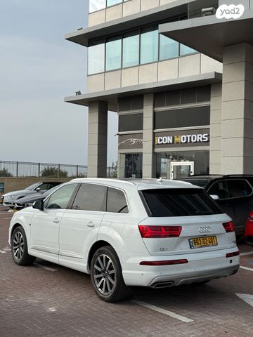מודעת רכב אאודי Q7 1