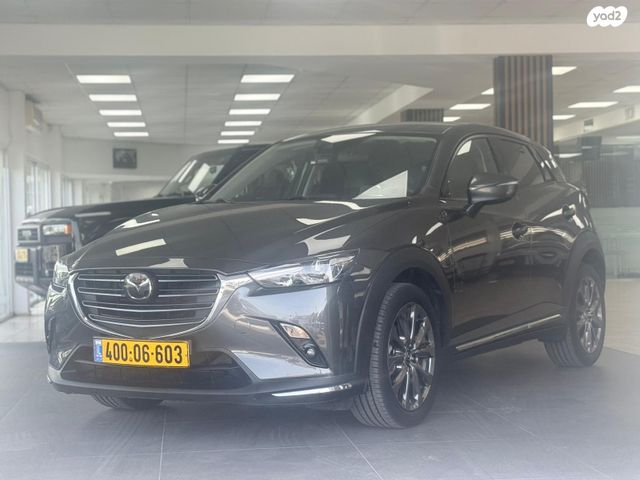 מודעת רכב מאזדה CX-3