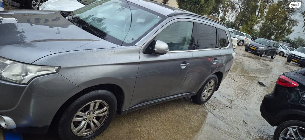 מודעת רכב מיצובישי אאוטלנדר