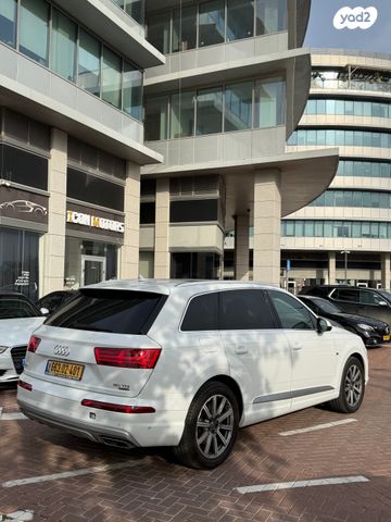 מודעת רכב אאודי Q7 2