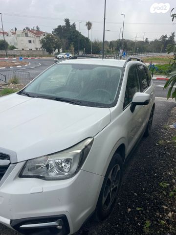 סובארו פורסטר