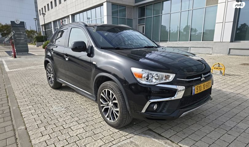 מודעת רכב מיצובישי ASX