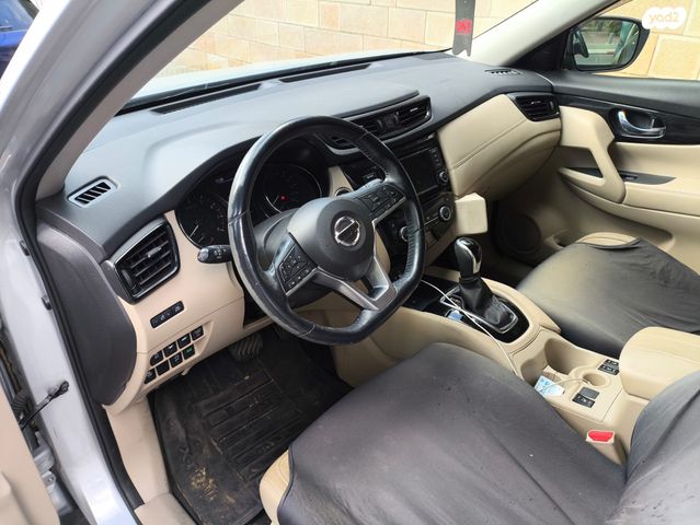 ניסאן אקס טרייל