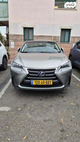 מודעת רכב לקסוס NX