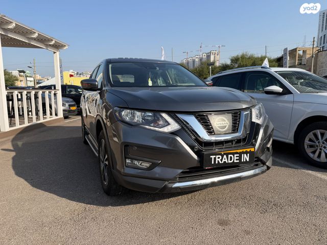 מודעת רכב ניסאן אקס טרייל 1