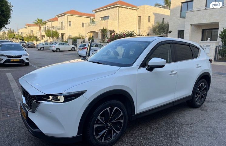 מודעת רכב מאזדה CX-5