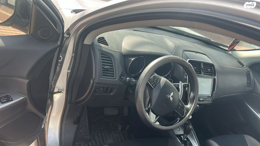 מיצובישי ASX