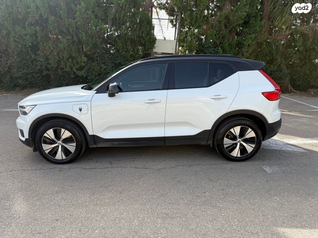 מודעת רכב וולוו XC40