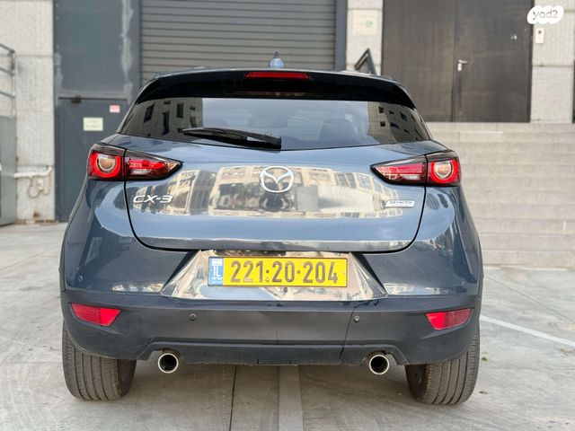 מודעת רכב מאזדה CX-3