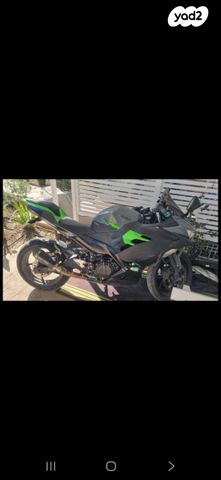 קאוואסאקי נינג'ה 400