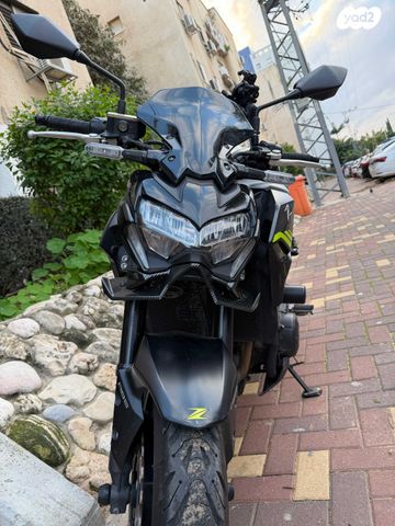 מודעת רכב קאוואסאקי Z900
