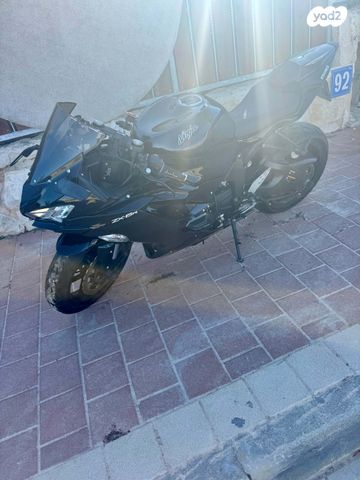 קאוואסאקי ZX-636R/6R