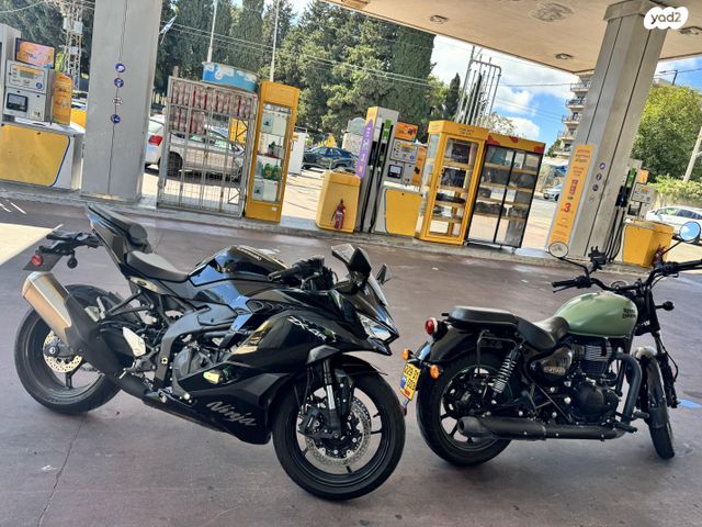 קאוואסאקי ZX4R