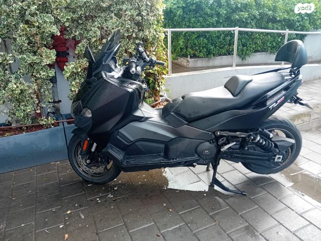 מודעת רכב סאן יאנג TL500