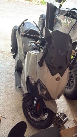 מודעת רכב סאן יאנג TL500