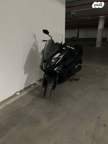 מודעת רכב קימקו דאון-טאון 250ABS