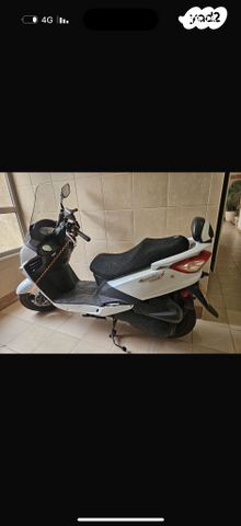 מודעת רכב סאן יאנג ג'וי רייד 125