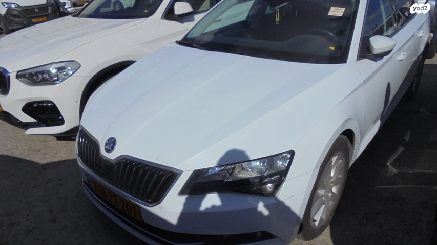 מודעת רכב סקודה סופרב