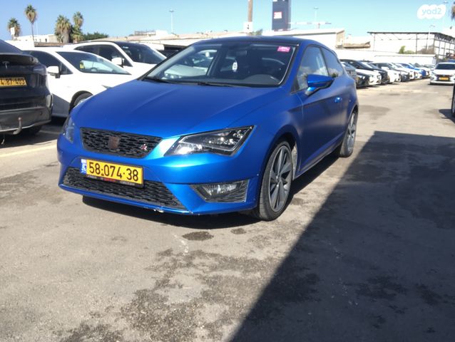 מודעת רכב סיאט לאון