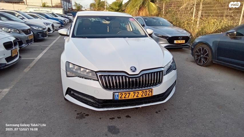 מודעת רכב סקודה סופרב