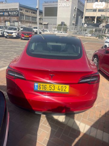 טסלה מודל 3