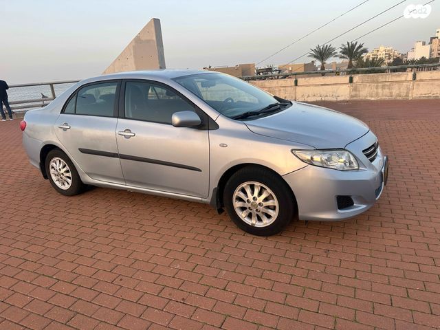 טויוטה קורולה