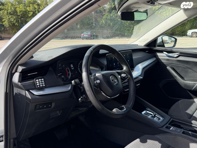 סקודה אוקטביה