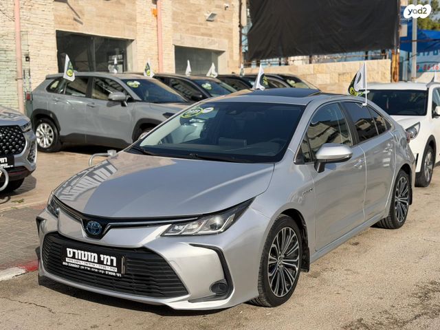 מודעת רכב טויוטה קורולה