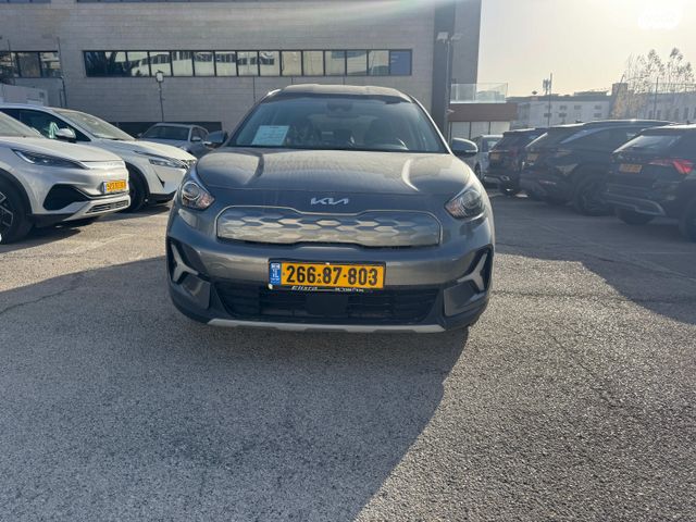 קיה נירו פלוס