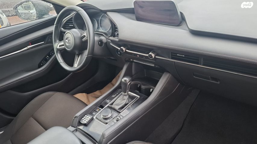 מודעת רכב מאזדה 3 2