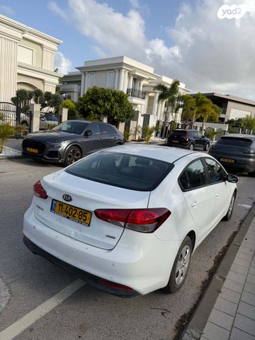 מודעת רכב קיה פורטה 