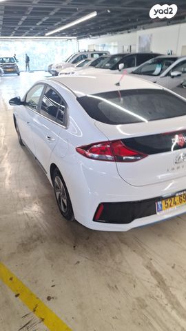 יונדאי איוניק