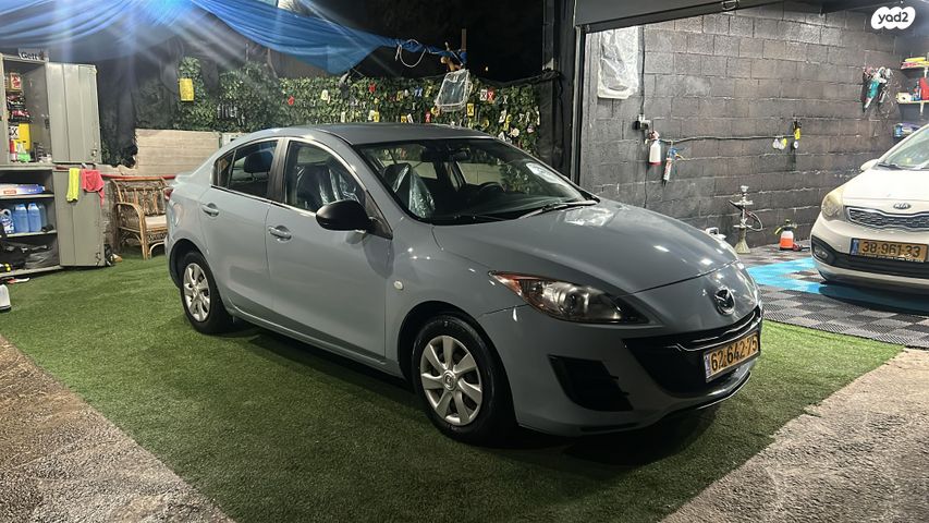 מאזדה 3