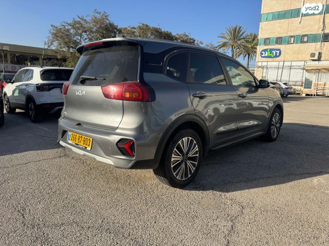 קיה נירו פלוס