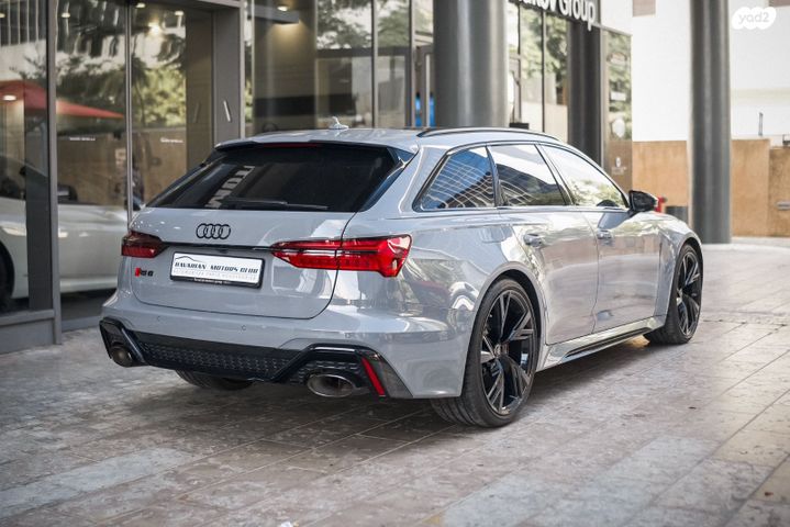 אאודי RS 6