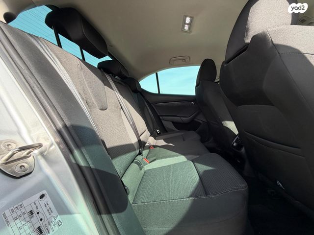 סקודה אוקטביה