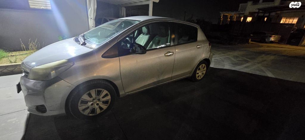 מודעת רכב טויוטה יאריס