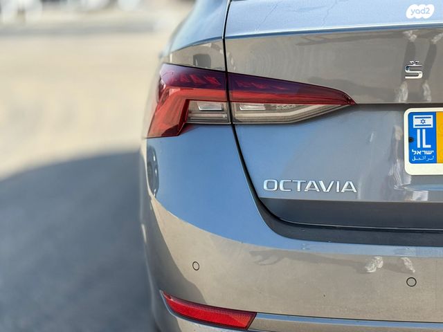 סקודה אוקטביה