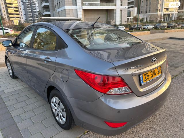 יונדאי אקסנט i25