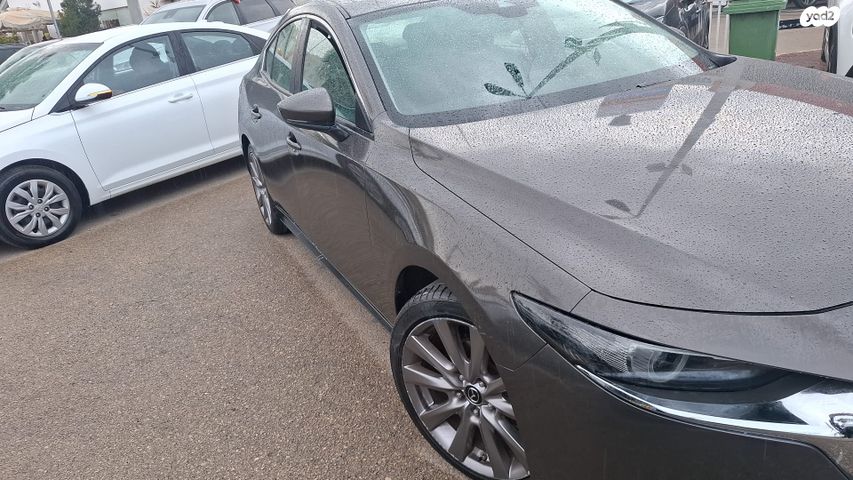 מודעת רכב מאזדה 3 1