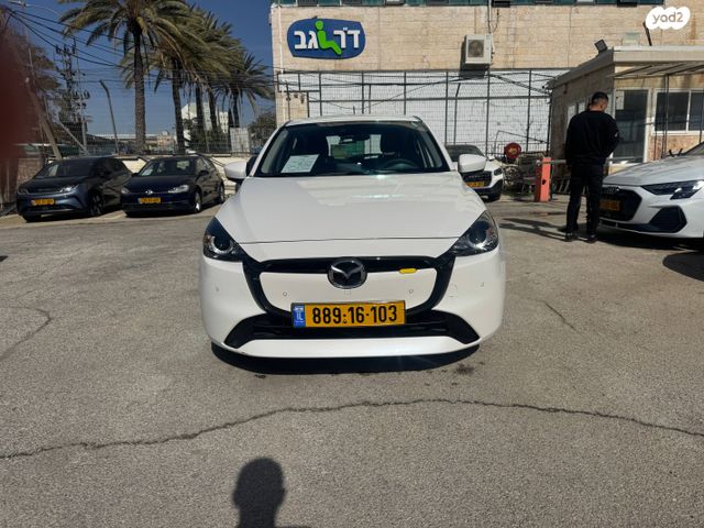 מודעת רכב מאזדה 2