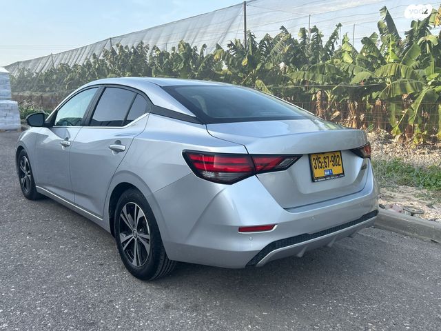 ניסאן סנטרה