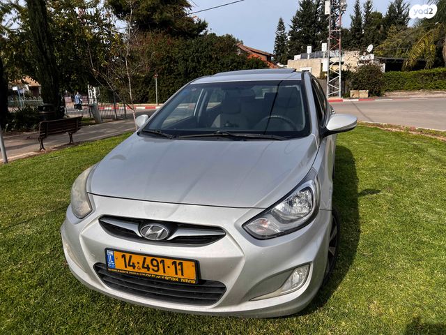 יונדאי אקסנט i25