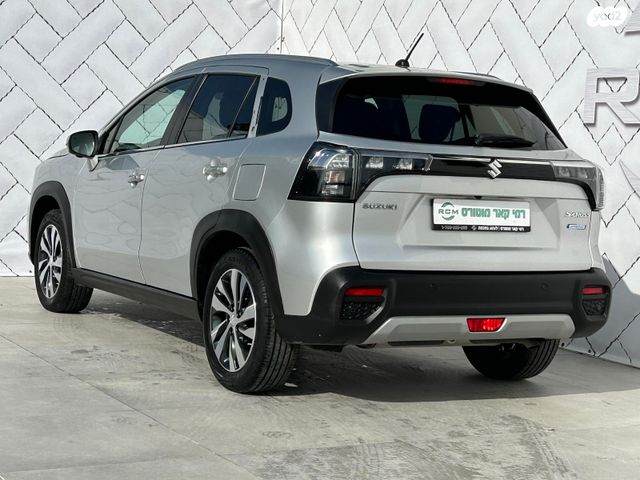 סוזוקי S-Cross