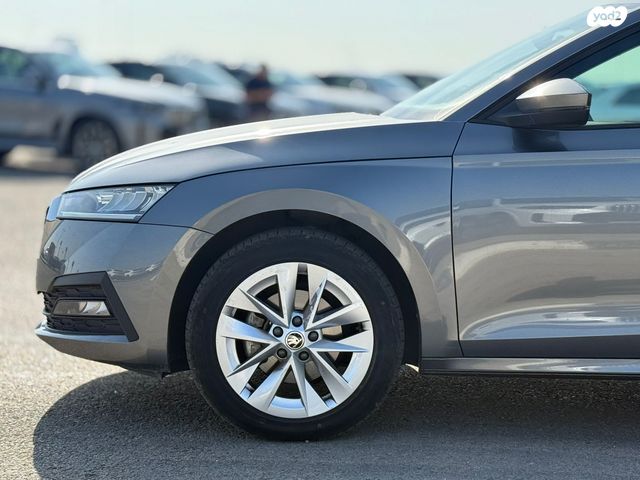 סקודה אוקטביה